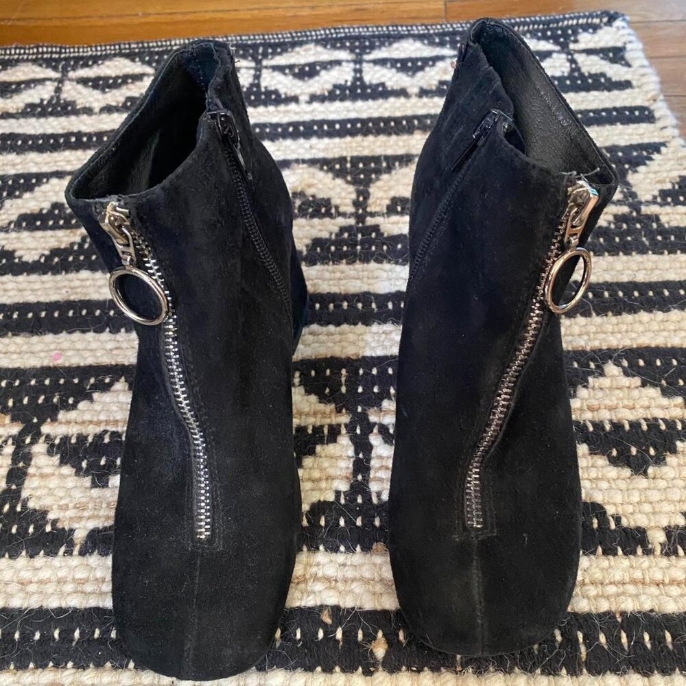 Black Jeffrey Campbell Boots, Square heel